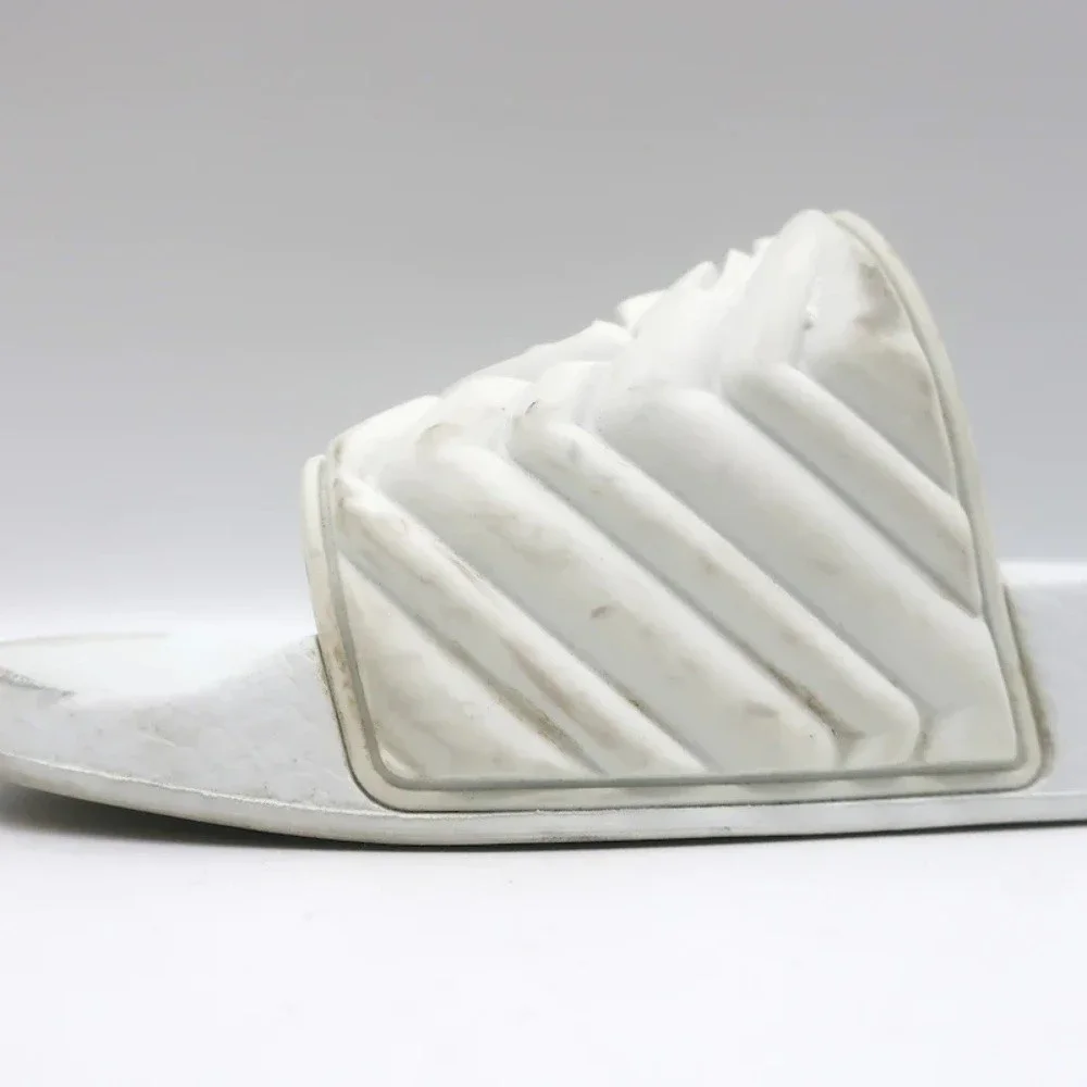 Gucci GG Matelasse Rubber Slide Sandals White Size 36 - Picture 8 of 10